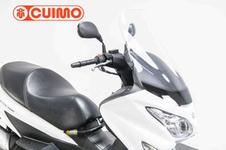 SUZUKI BURGMAN 200