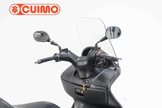 SUZUKI BURGMAN 200