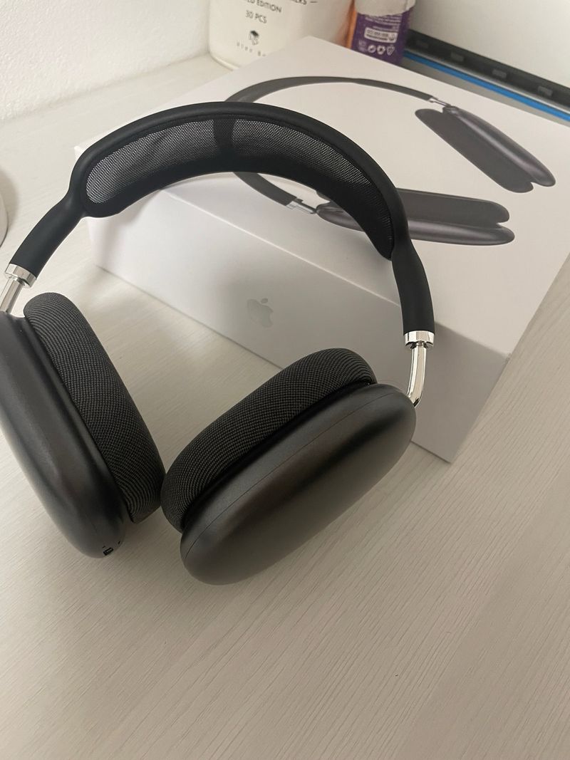 Airpods Max Apple Space Gray