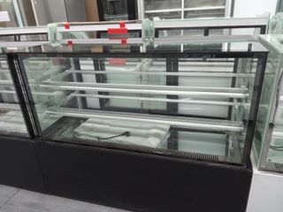 VITRINA PASTELERA REFRIGERADA