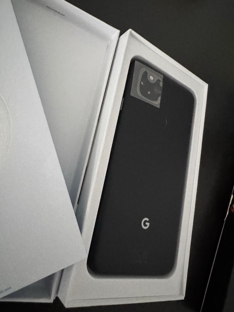 Google Pixel 5 Negro 128GB Nuevo afbeelding 2