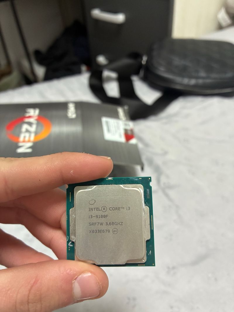 Procesador Intel Core i3-9100F