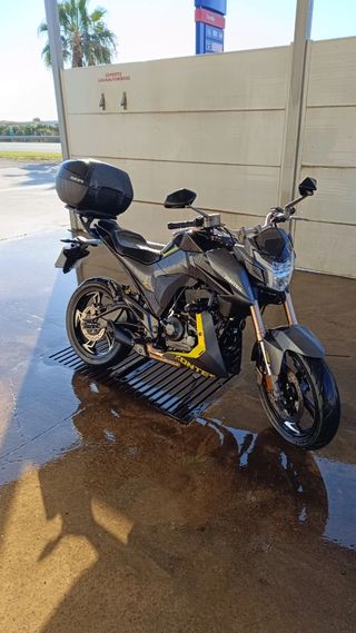 Zontes Z2 125 2023 Negra y Amarilla