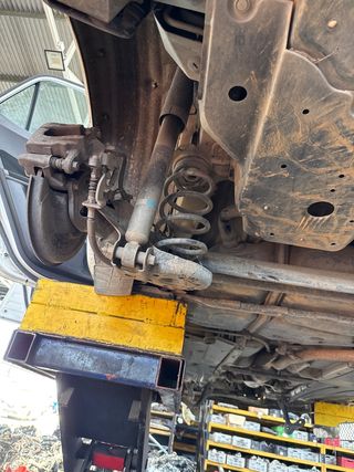 PUENTE TRASERO TOYOTA AURIS (E18)