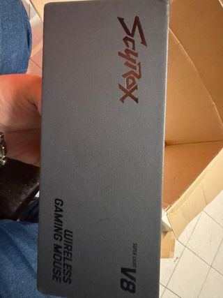 Ratón inalámbrico negro scyrox v8 inalámbrico