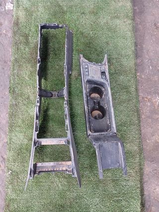 CONSOLA CENTRAL TOYOTA YARIS CROSS