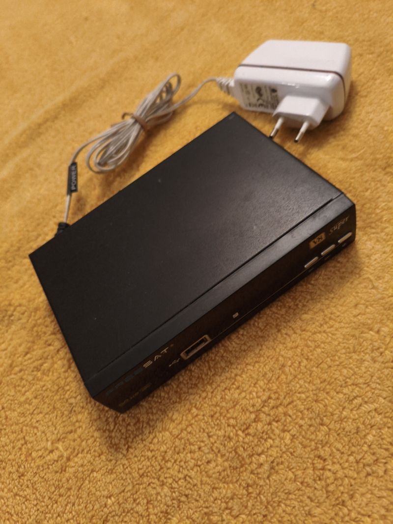 Receptor Satélite FREESAT V8 Super HD 1080P