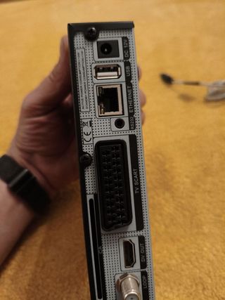 Receptor Satélite FREESAT V8 Super HD 1080P