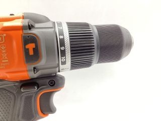 taladro a bateria black and decker bcd383d2kka