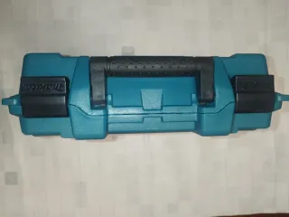 Caja de herramientas Makita