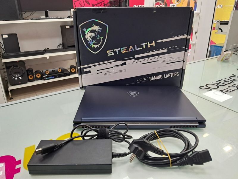 Ordenador Portátil MSI Stealth 16Studio I7 13700H/32GB/1TB/