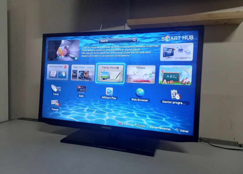 TV Smart TV Samsung 32" Full HD afbeelding 2