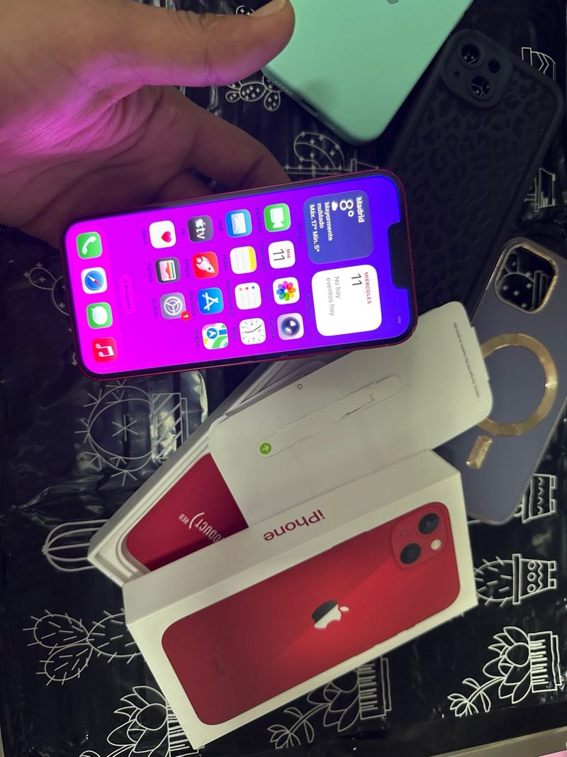 iPhone 13 128GB Rojo