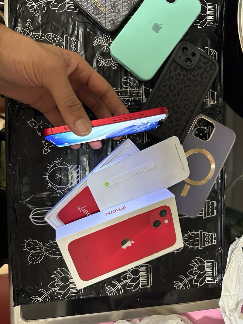 iPhone 13 128GB Rojo afbeelding 9