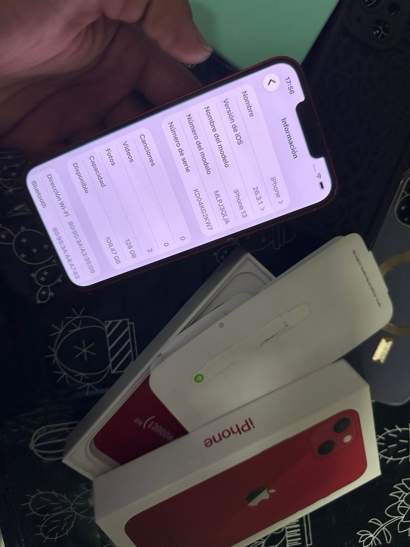 iPhone 13 128GB Rojo afbeelding 6