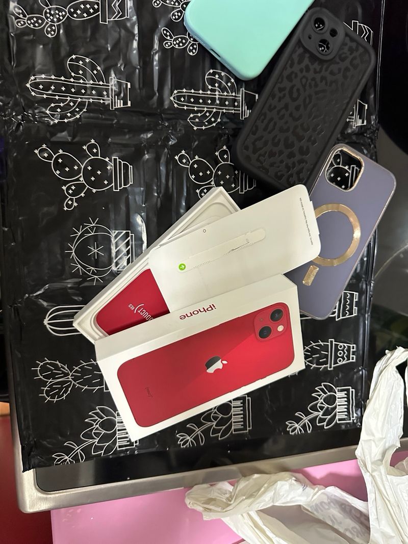 iPhone 13 128GB Rojo afbeelding 7