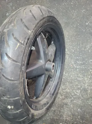 Rueda Delantera Xmax