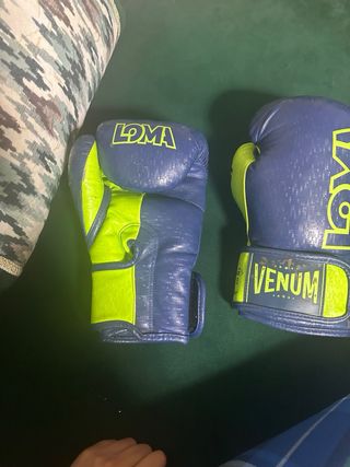 Guantes Venum LOMA 16 oz