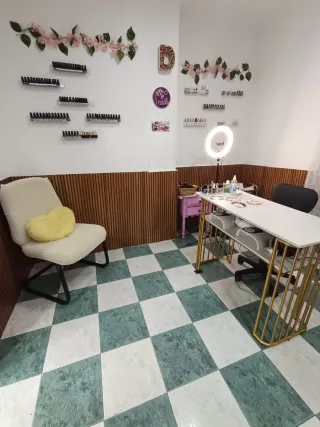 Traspaso Peluqueria económica  OPORTUNIDAD !!