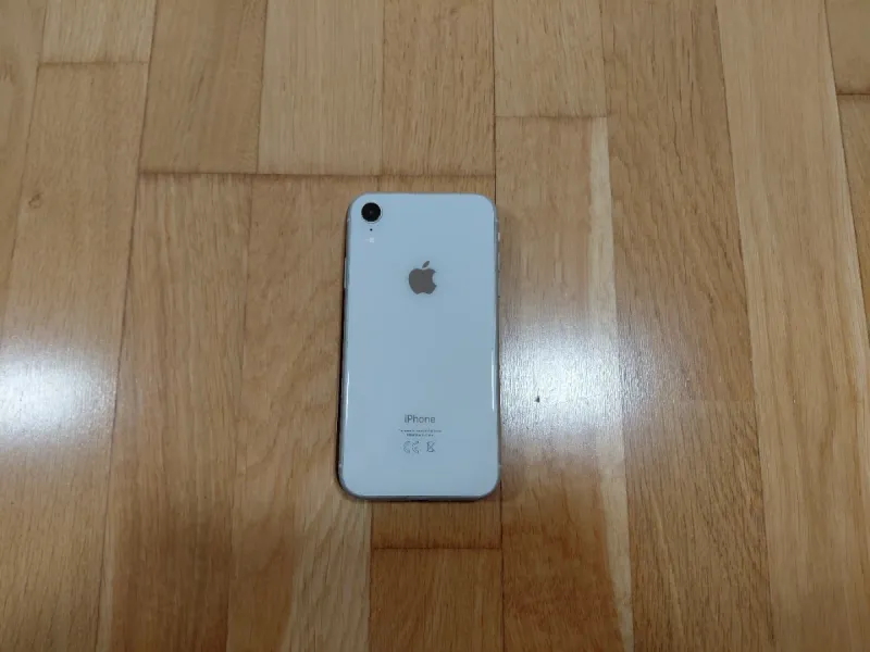iPhone XR Blanco afbeelding 2