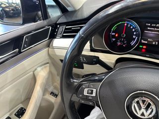 Volkswagen Passat Variant GTE 1.4 TSI 218CV DSG