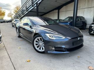 Tesla Model S Autonomía Estándar 4WD