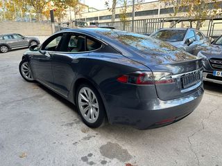 Tesla Model S Autonomía Estándar 4WD