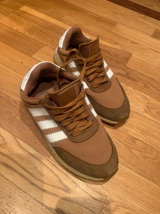 Adidas I-5923 Marrones y Blancas