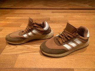 Adidas I-5923 Marrones y Blancas