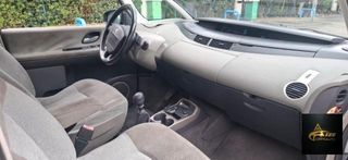 RENAULT Espace 2.2 16V dCi Privilège