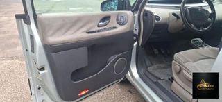 RENAULT Espace 2.2 16V dCi Privilège