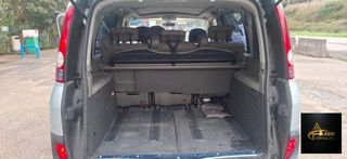 RENAULT Espace 2.2 16V dCi Privilège