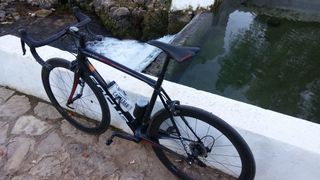 Bicicleta carretera FOCUS IZALCO RACE