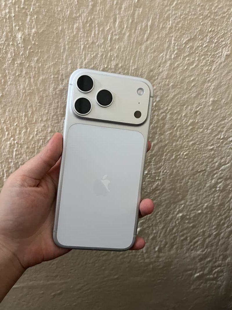 iPhone 17 Pro Max 256Gb Plata