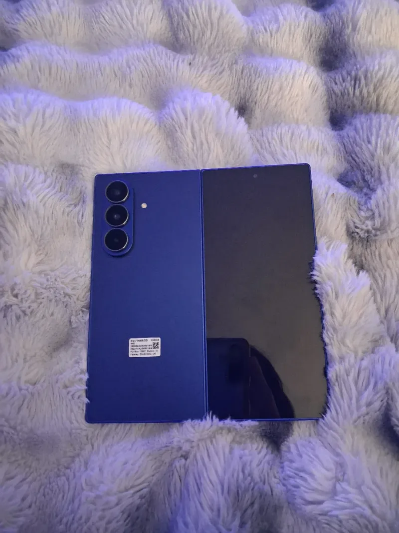 Samsung Galaxy Z Fold Negro Nuevo afbeelding 4