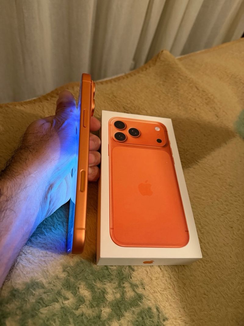 iPhone 17 Pro Max 256GB Naranja afbeelding 4
