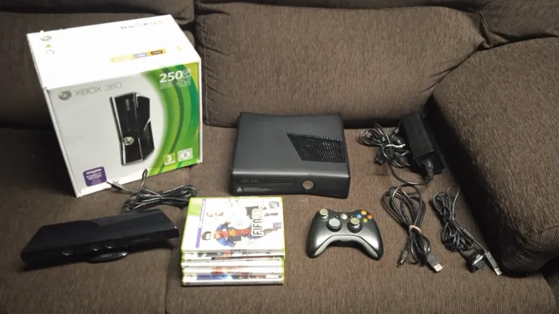 Xbox 360 con Caja y Juegos