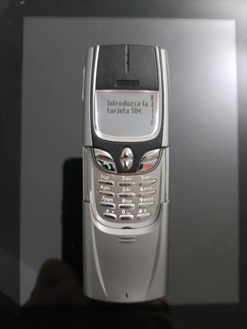 Nokia 8850 Plata y Negro afbeelding 2