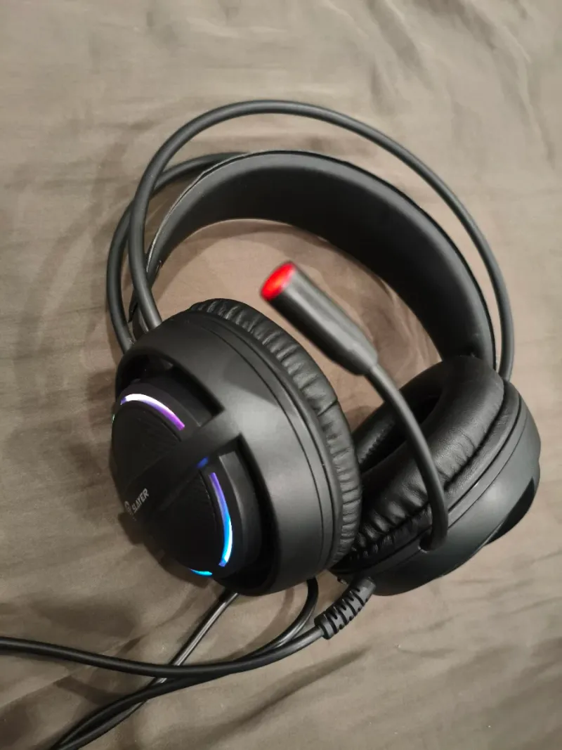 Auriculares gamer de Slayer con diseño moderno y iluminación afbeelding 5