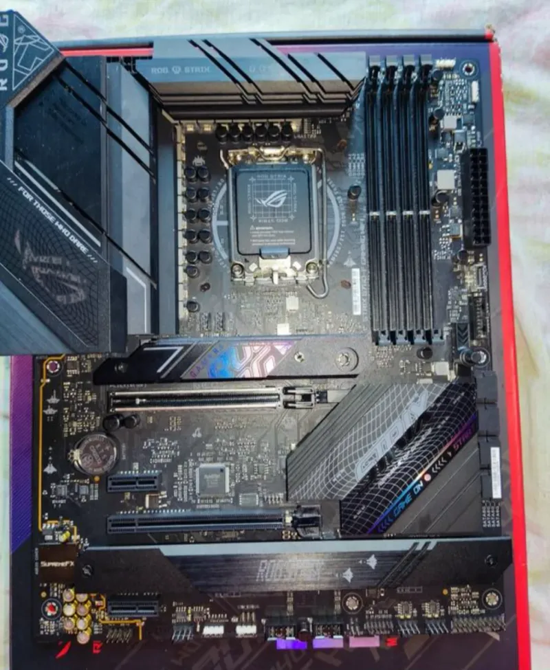 Placa Base asus rog Strix B760-F Gaming WiFi 6E afbeelding 6