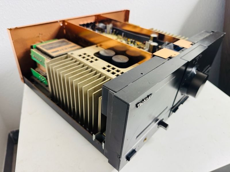 Technics SE-M100 Amplificador Potencia Digital afbeelding 16