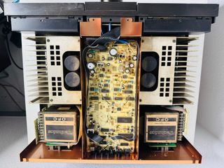 Technics SE-M100 Amplificador Potencia Digital