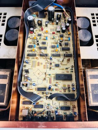 Technics SE-M100 Amplificador Potencia Digital