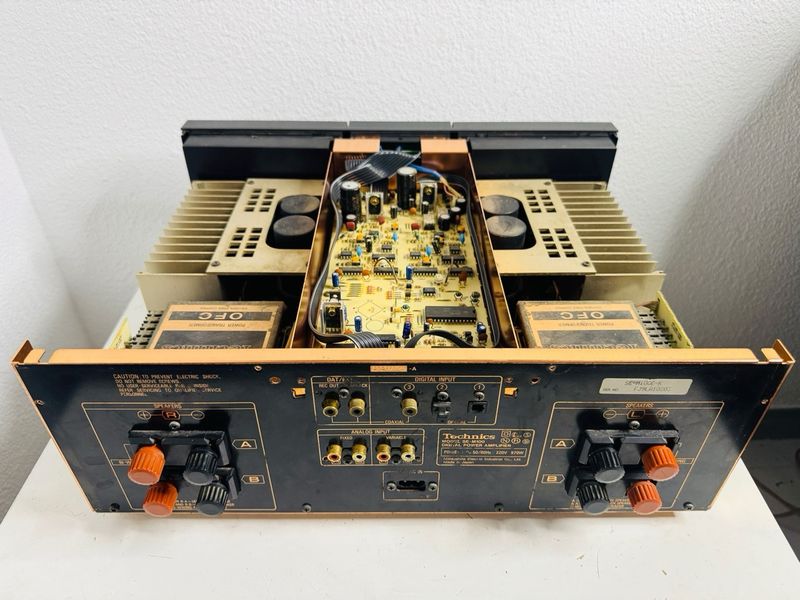 Technics SE-M100 Amplificador Potencia Digital afbeelding 23