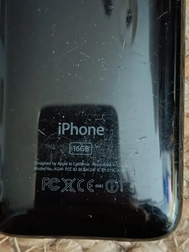 iPhone 1 , 1ª Gen 16GB (2007) A1203