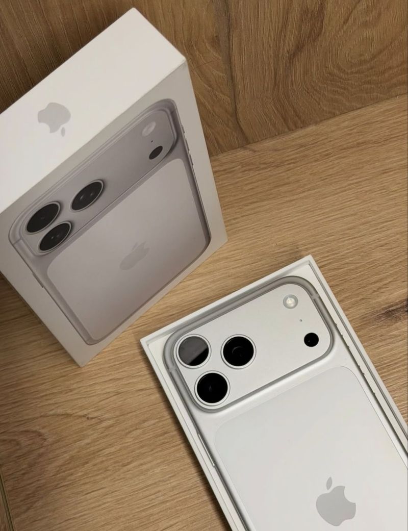 iPhone 17 Pro Max Plata