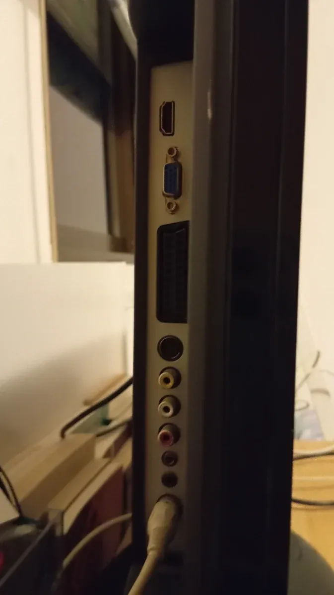 Televisor LCD i-Joy 22 Negro afbeelding 3