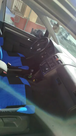 Volkswagen Touran 2004