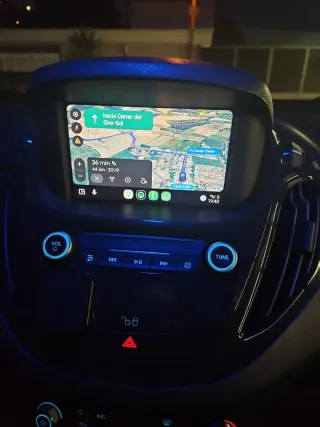 Ford Tourneo Courier 2022