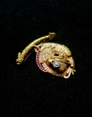 Colgante Dragón Imperial Oro 18k & Diamantes